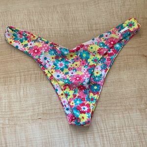 Bundled Black Bough Bottoms